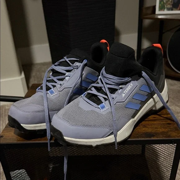 Adidas Terrex Blue and Black Men's Athletic Shoes - Picture 1 of 7